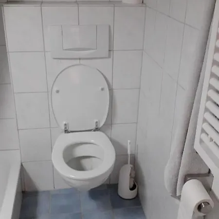 Apartment Am *